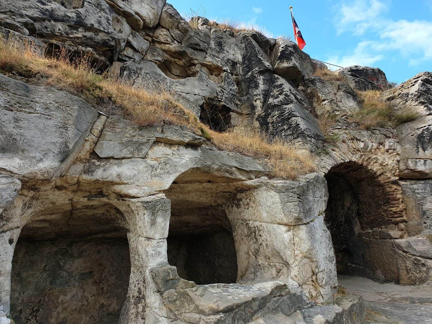 Höhlen in der Burgruine Regenstein in Blankenburg