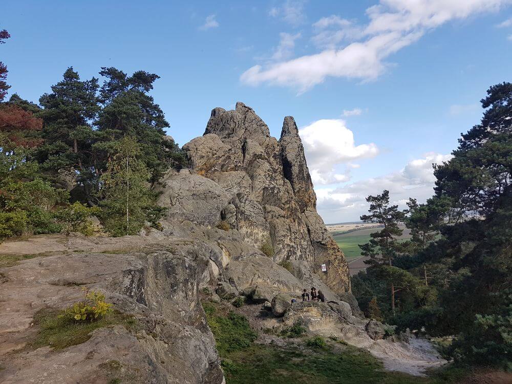 Hamburger Wappen Felsen an der Teufelsmauer