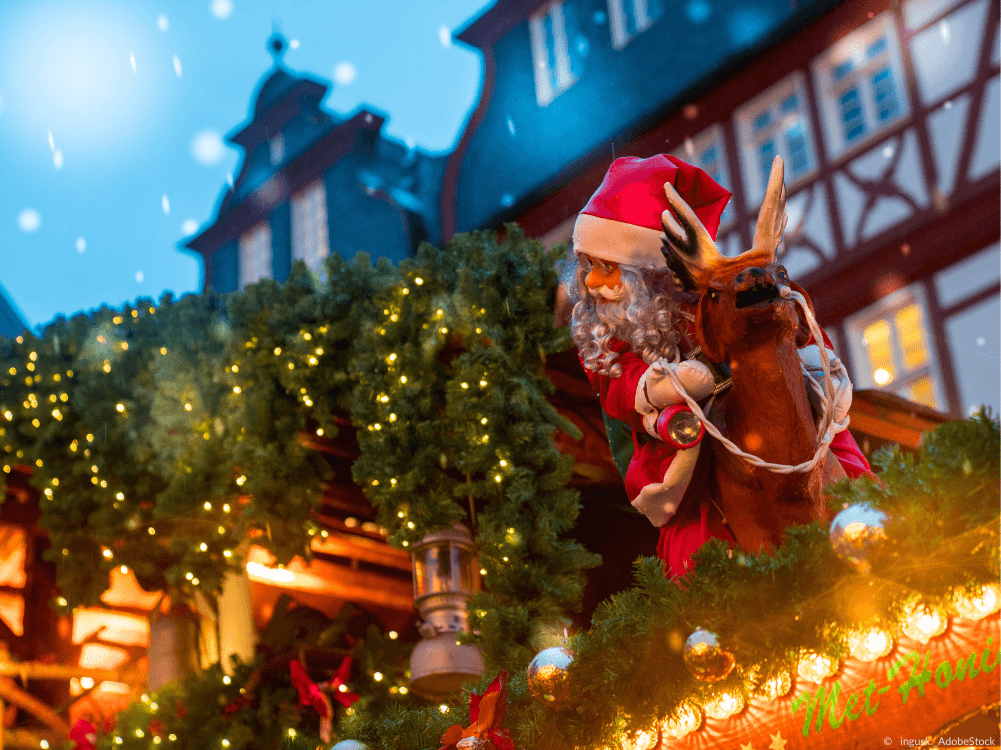 Weihnachtsmarkt Stand mit Dekofigur