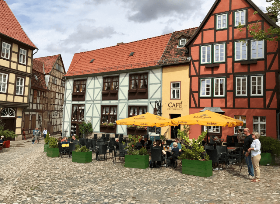 Cafe im Fachwerkgebäude in Quedlinburg am Schlossberg